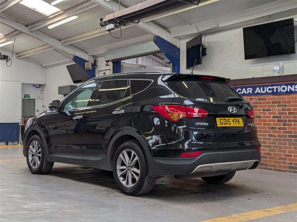 <p>2015 HYUNDAI SANTA FE PREMIUM CRDI</p>