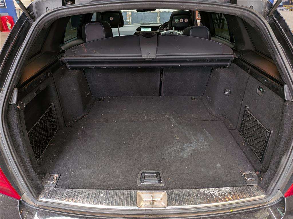 <p>2014 MERCEDES-BENZ C220 AMG SPORT ED PREM +</p>