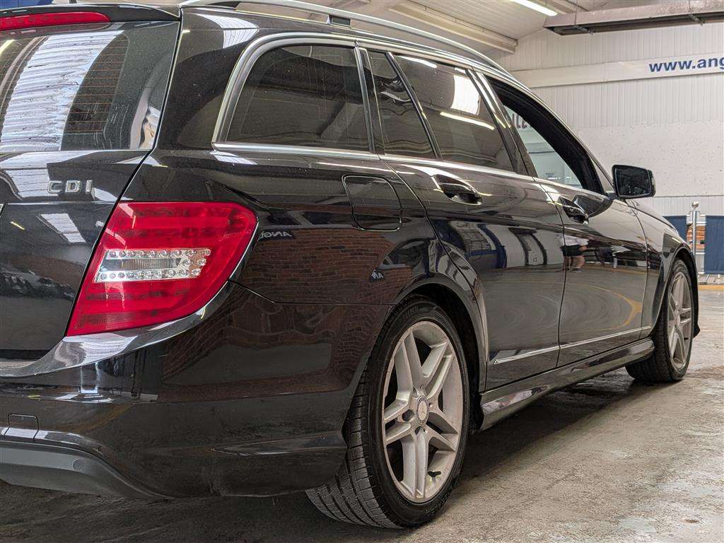 <p>2014 MERCEDES-BENZ C220 AMG SPORT ED PREM +</p>