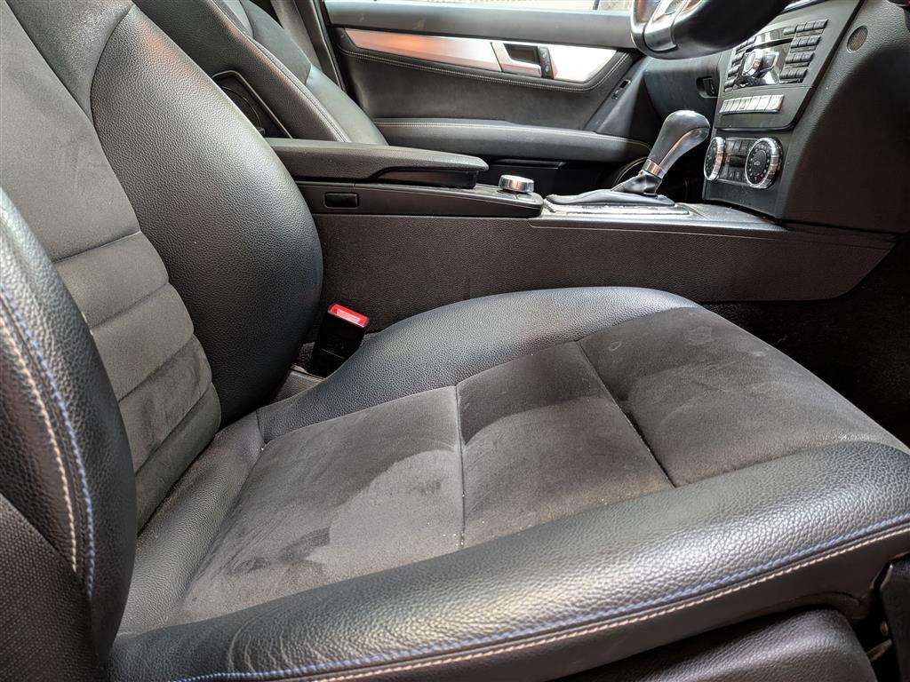 <p>2014 MERCEDES-BENZ C220 AMG SPORT ED PREM +</p>