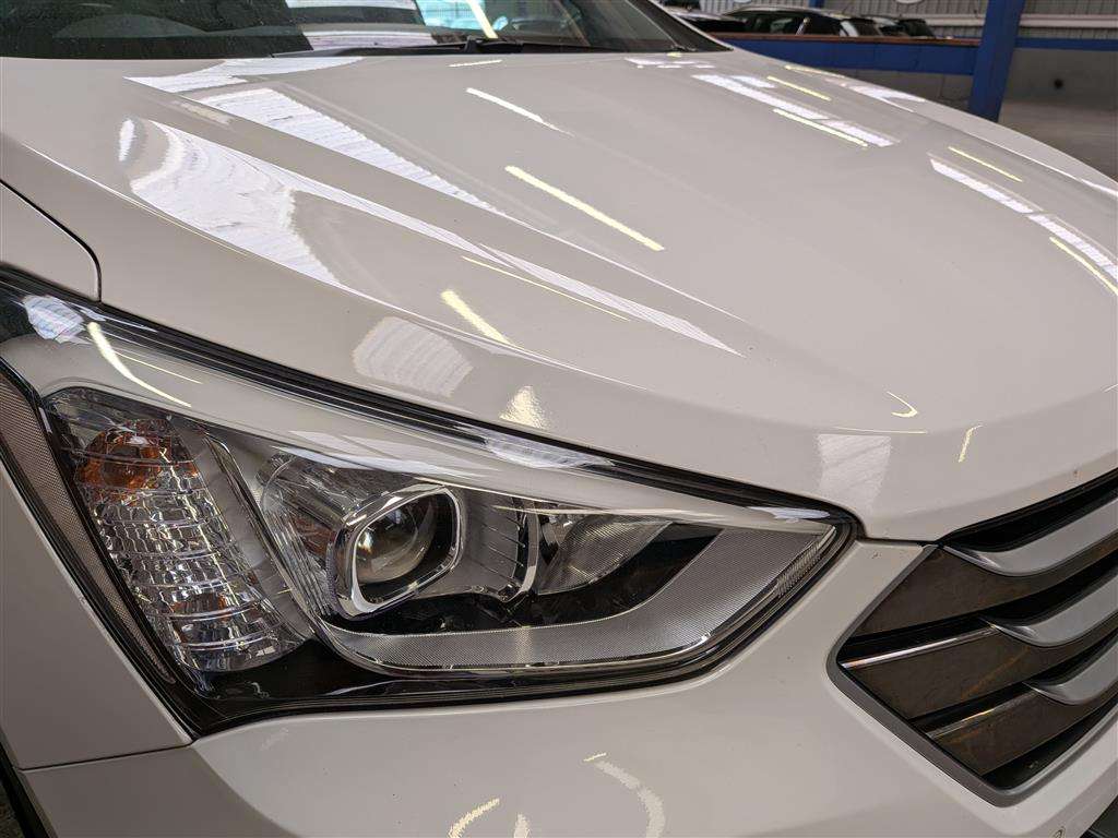 <p>2015 HYUNDAI SANTA FE PREMIUM SE CRDI</p>
