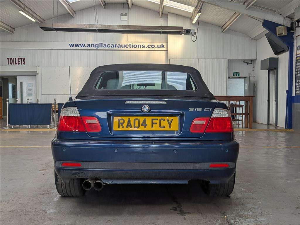 <p>2004 BMW 318 CI SE AUTO</p>
