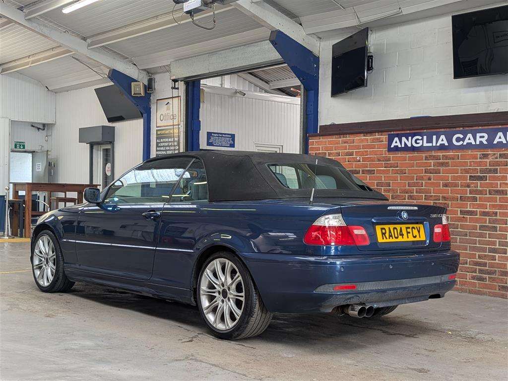 <p>2004 BMW 318 CI SE AUTO</p>