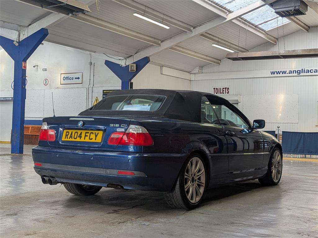 <p>2004 BMW 318 CI SE AUTO</p>