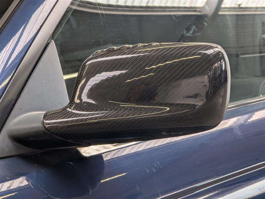 <p>2004 BMW 318 CI SE AUTO</p>
