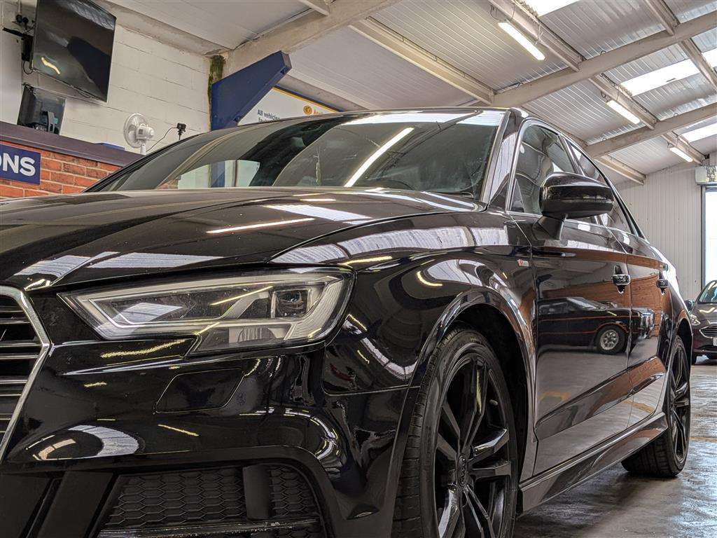 <p>2017 AUDI A3 S LINE TFSI</p>