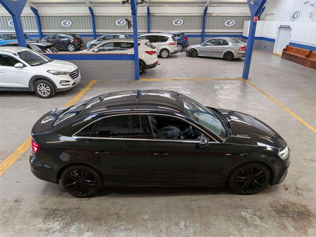 <p>2017 AUDI A3 S LINE TFSI</p>