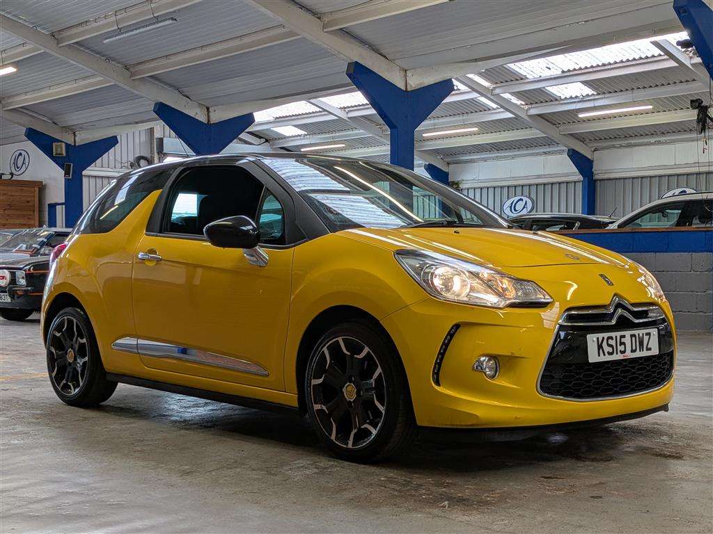 <p>2015 CITROEN DS3 DSTYLE + PURETECH S/S</p>