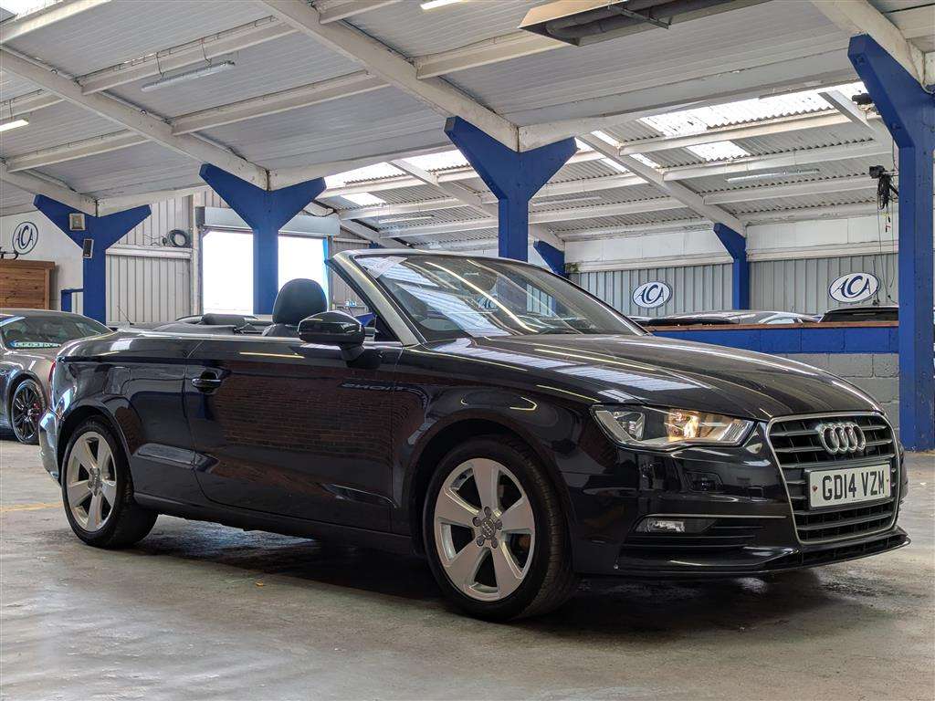<p>2014 AUDI A3 SPORT TFSI</p>