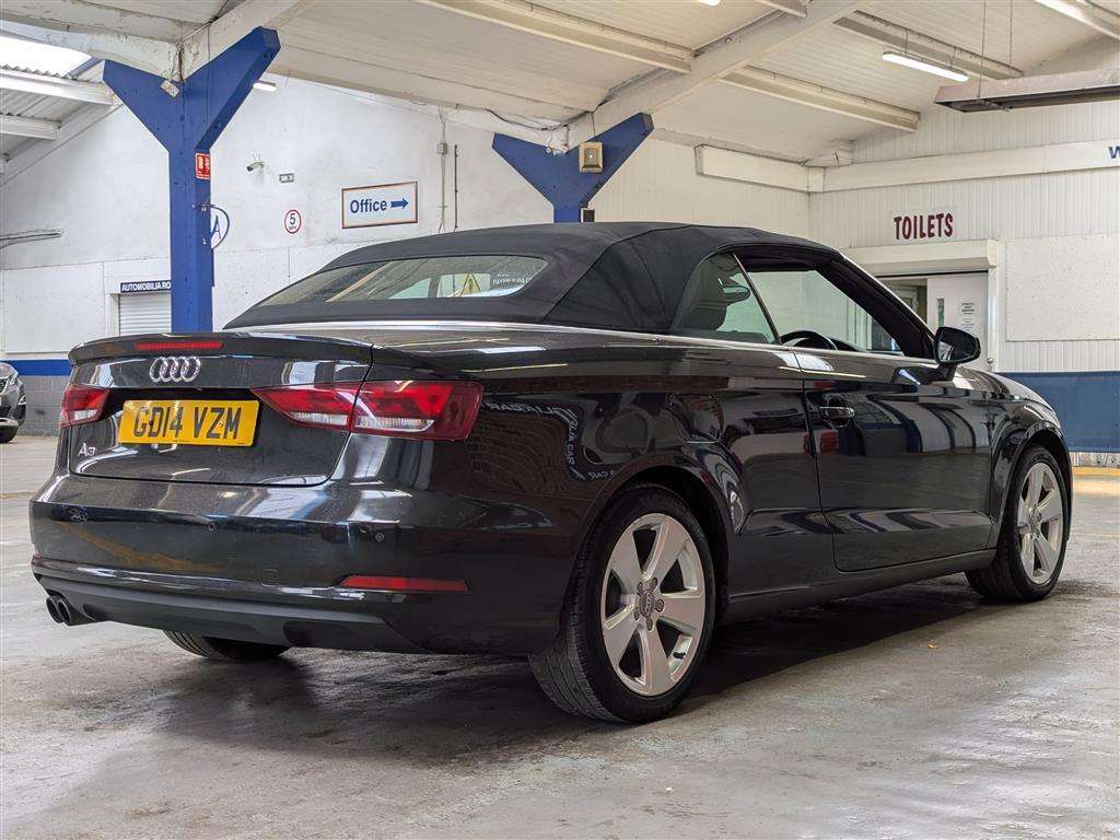 <p>2014 AUDI A3 SPORT TFSI</p>