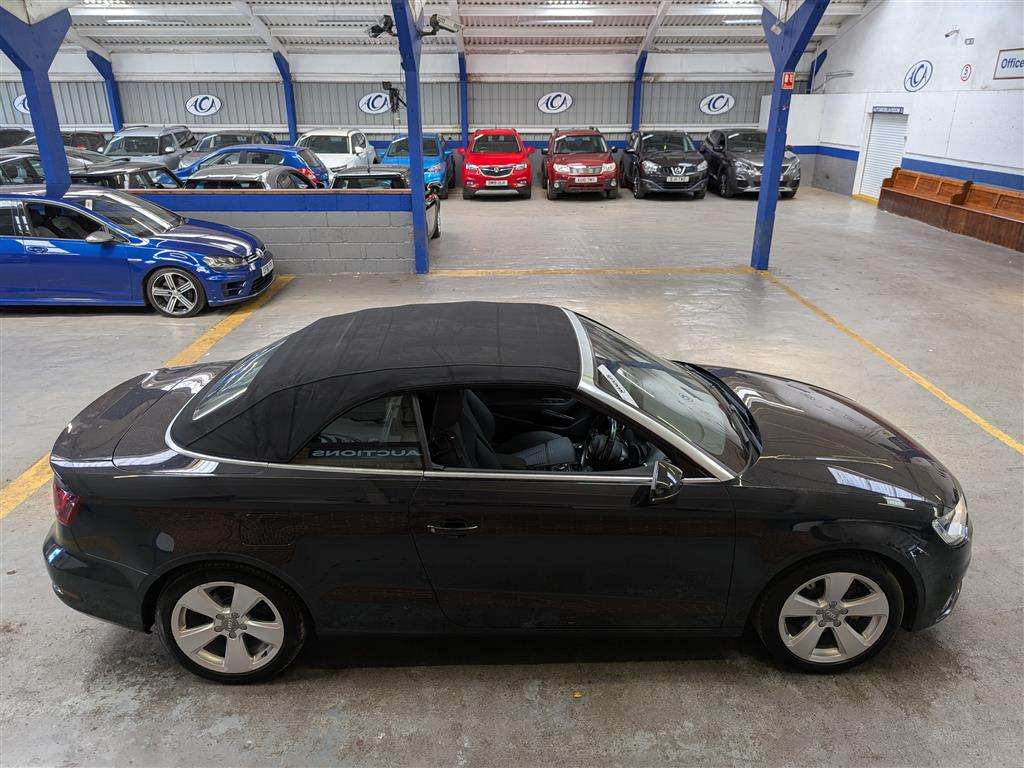 <p>2014 AUDI A3 SPORT TFSI</p>