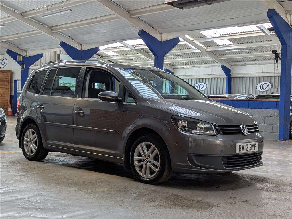 <p>2012 VOLKSWAGEN TOURAN SE TDI S-A</p>