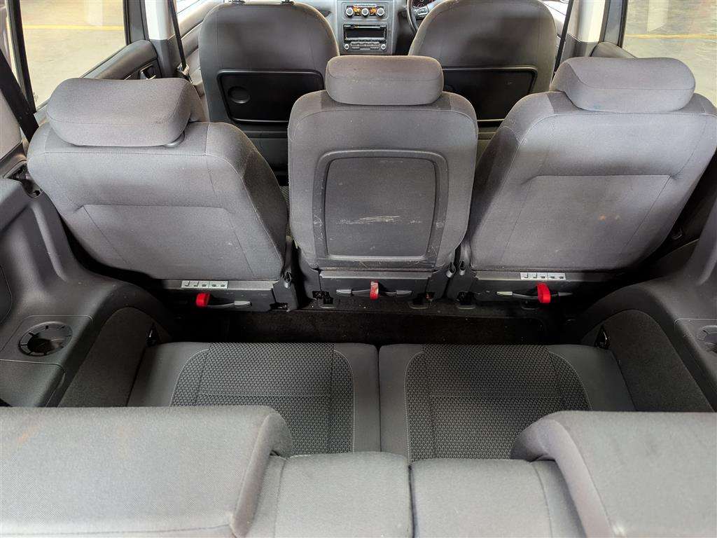 <p>2012 VOLKSWAGEN TOURAN SE TDI S-A</p>