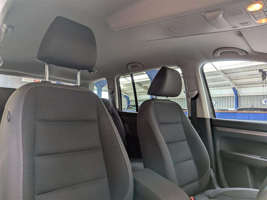 <p>2012 VOLKSWAGEN TOURAN SE TDI S-A</p>