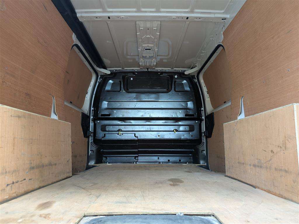 <p>2019 CITROEN DISPATCH 1400 EN-PRISE BH</p>