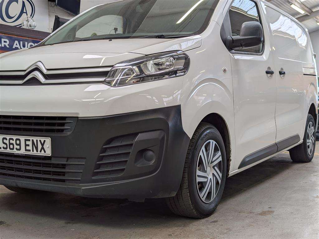 <p>2019 CITROEN DISPATCH 1400 EN-PRISE BH</p>