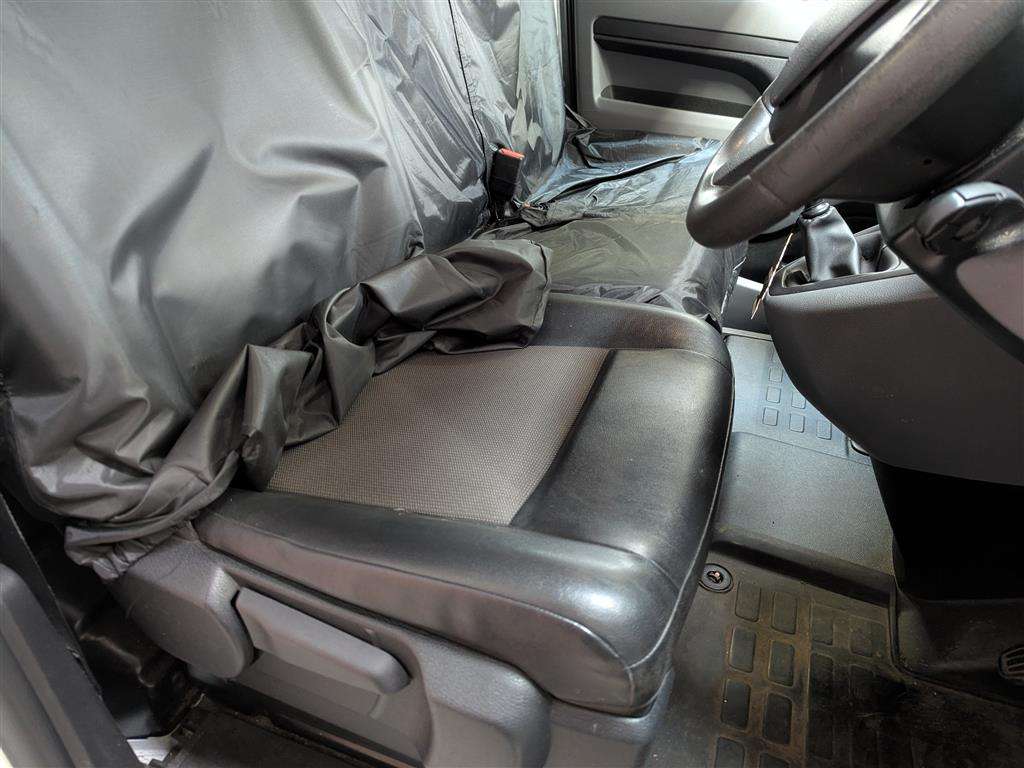 <p>2019 CITROEN DISPATCH 1400 EN-PRISE BH</p>