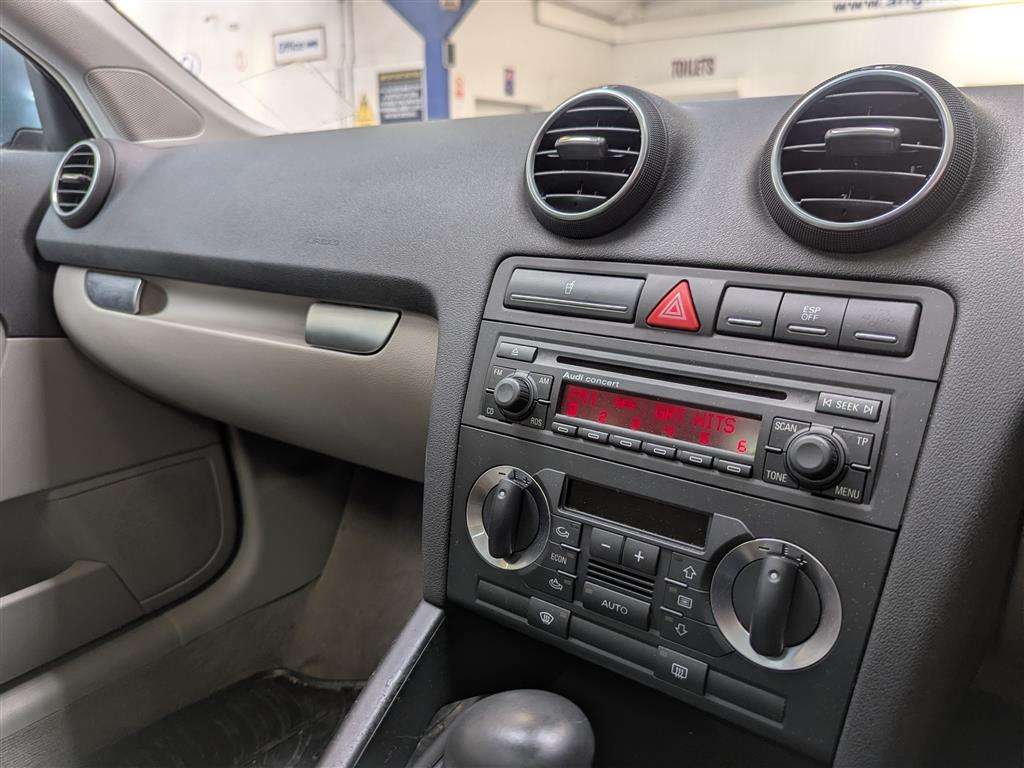 <p>2006 AUDI A3 T FSI AUTO</p>