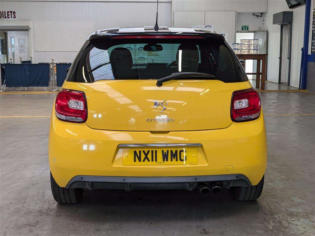 <p>2011 CITROEN DS3 DSPORT + THP</p>