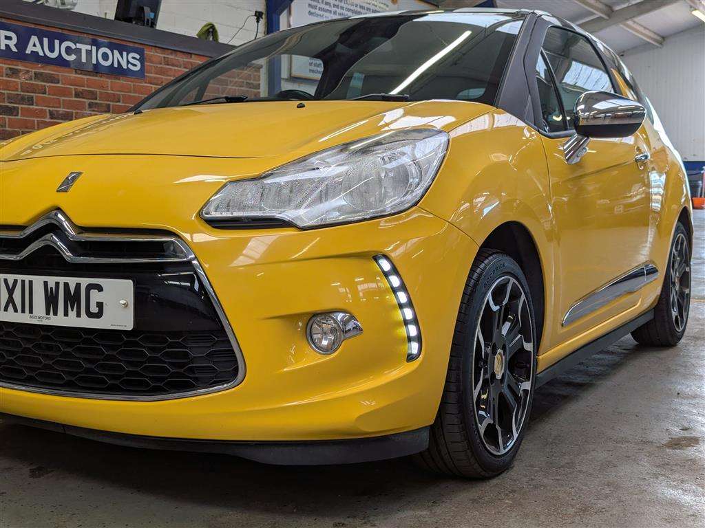 <p>2011 CITROEN DS3 DSPORT + THP</p>