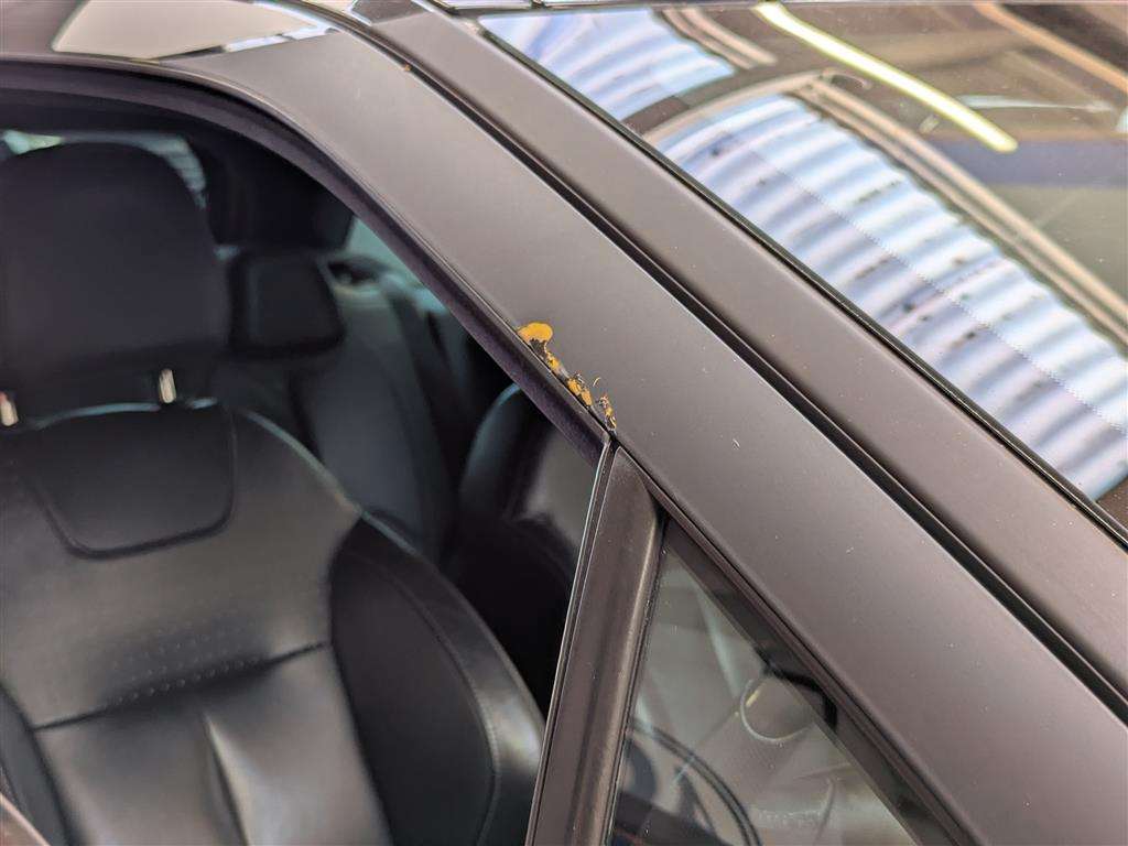 <p>2011 CITROEN DS3 DSPORT + THP</p>
