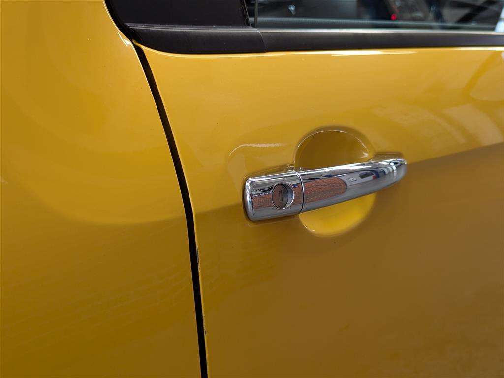 <p>2011 CITROEN DS3 DSPORT + THP</p>