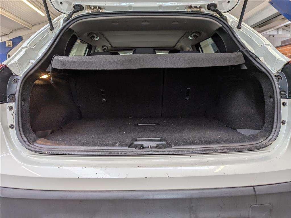 <p>2015 NISSAN QASHQAI N-TEC + DIG-T</p>