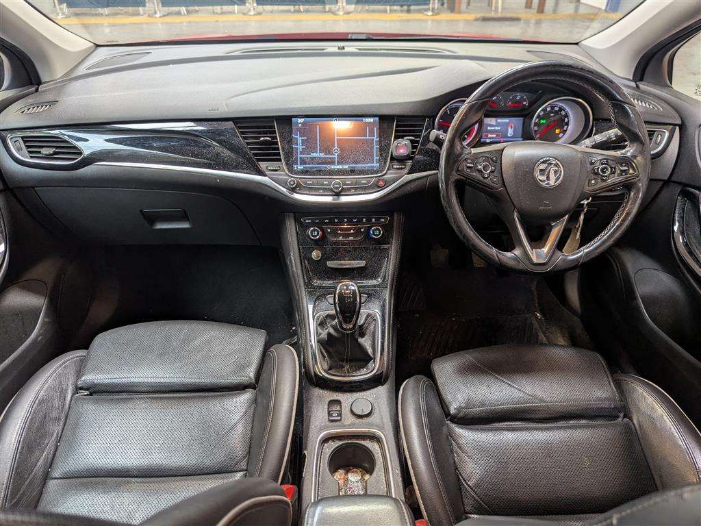 <p>2016 VAUXHALL ASTRA ELITE NAV CDTI S/S</p>
