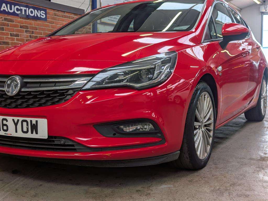 <p>2016 VAUXHALL ASTRA ELITE NAV CDTI S/S</p>