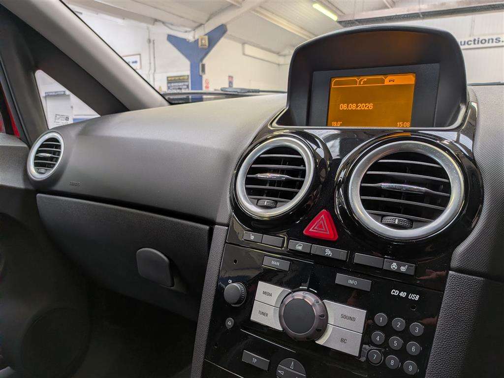<p>2014 VAUXHALL CORSA EXCITE AC</p>