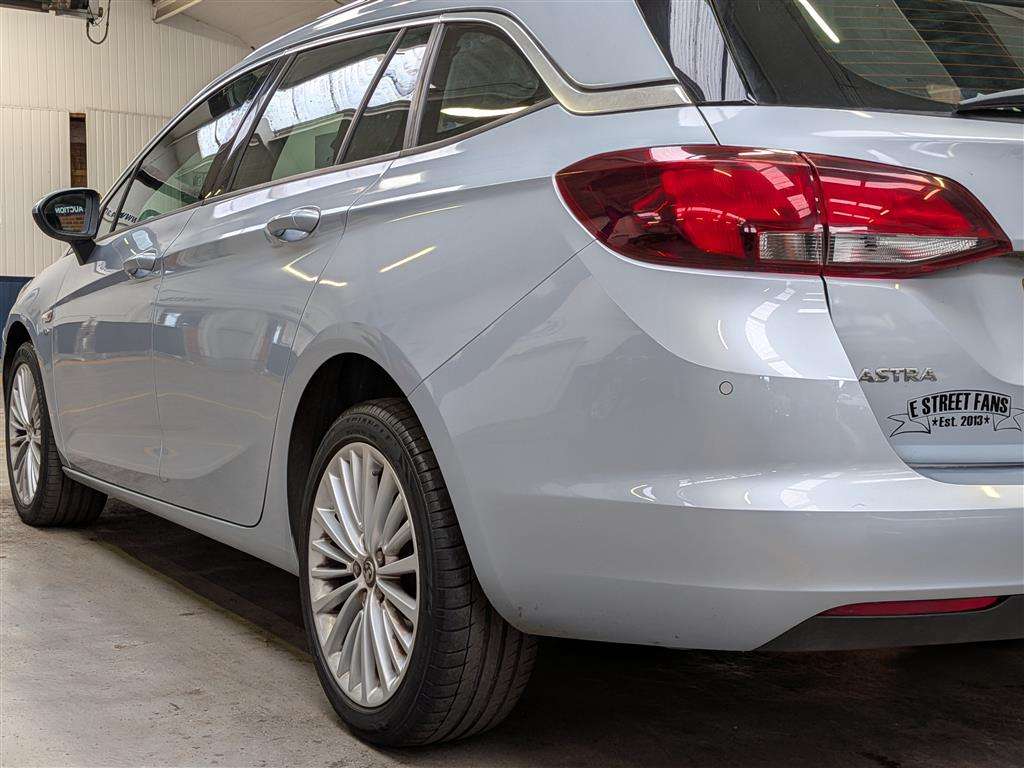 <p>2019 VAUXHALL ASTRA ELITE NAV TURBO</p>