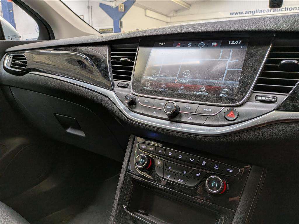 <p>2019 VAUXHALL ASTRA ELITE NAV TURBO</p>