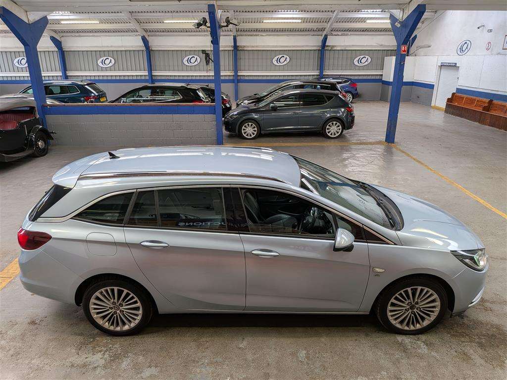 <p>2019 VAUXHALL ASTRA ELITE NAV TURBO</p>