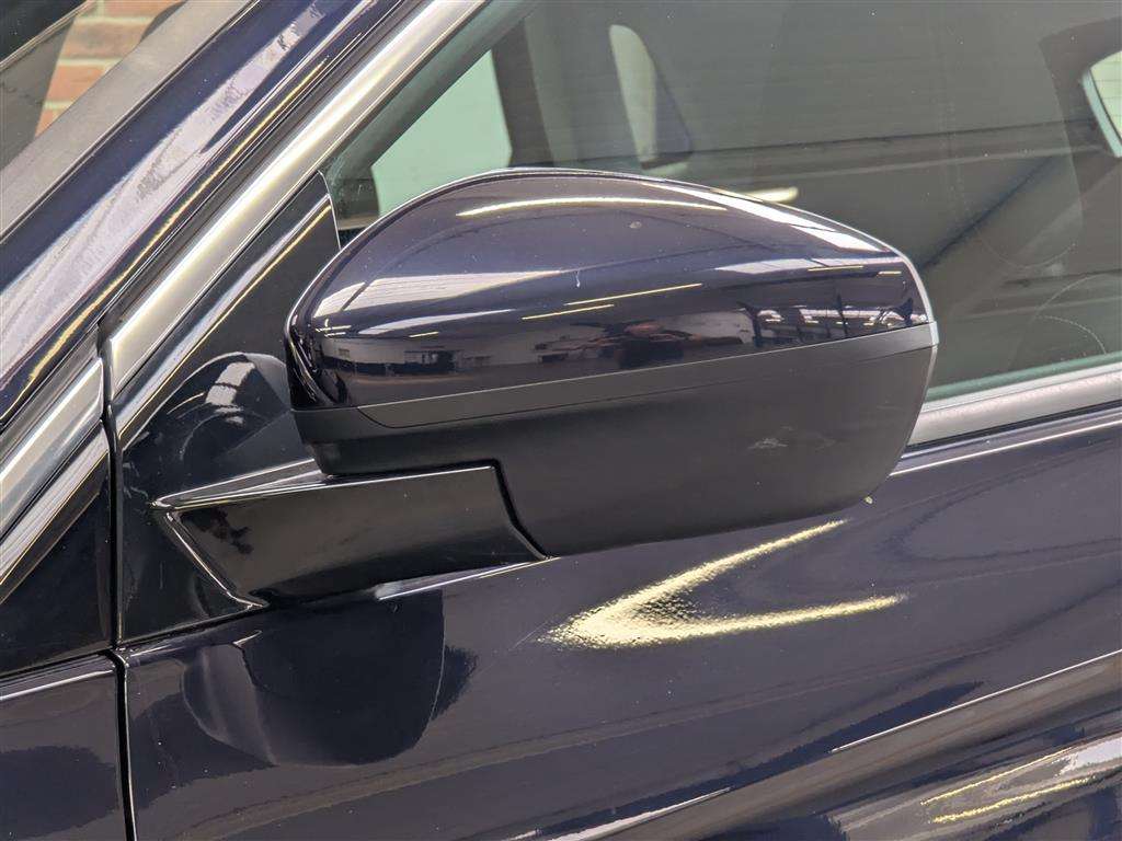 <p>2019 VAUXHALL GRANDLAND X TECH LINE NAV</p>