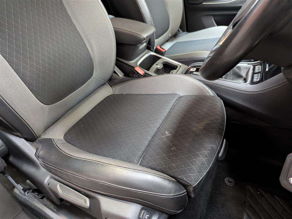 <p>2019 VAUXHALL GRANDLAND X TECH LINE NAV</p>