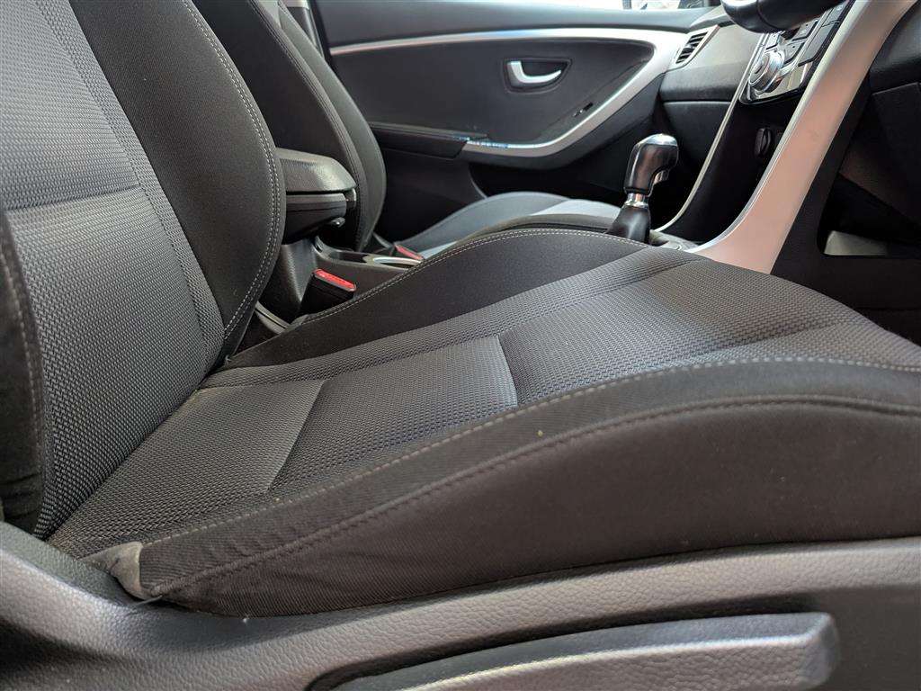 <p>2015 HYUNDAI I30 SE BLUE DRIVE CRDI</p>