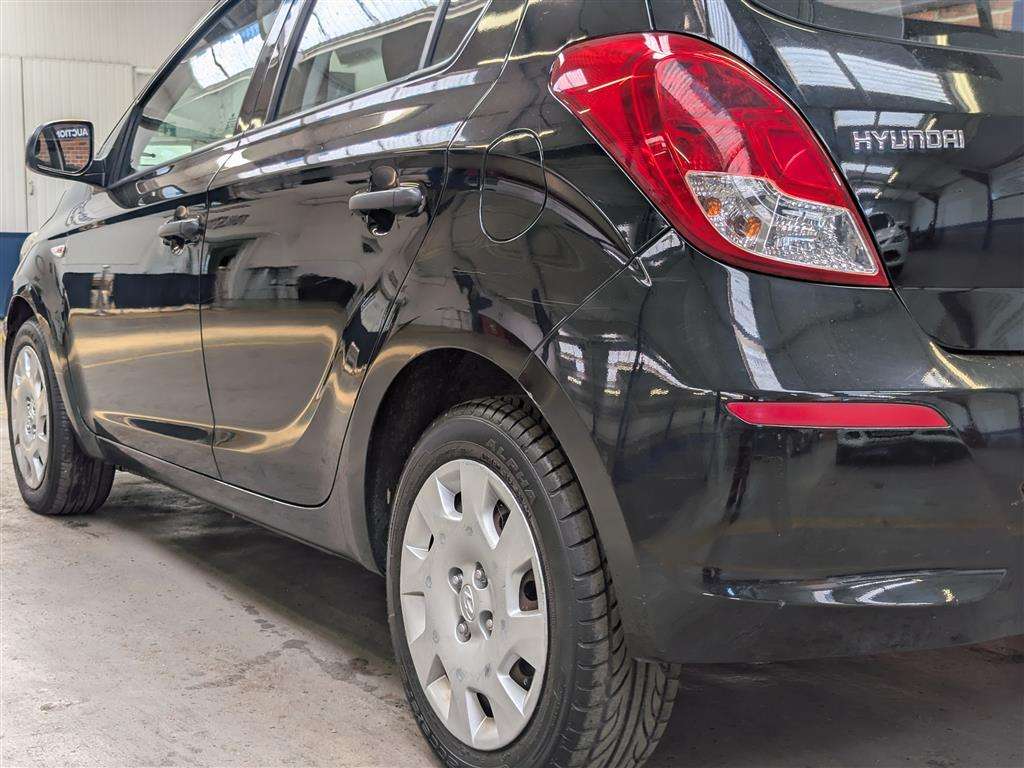 <p>2013 HYUNDAI I20 CLASSIC</p>