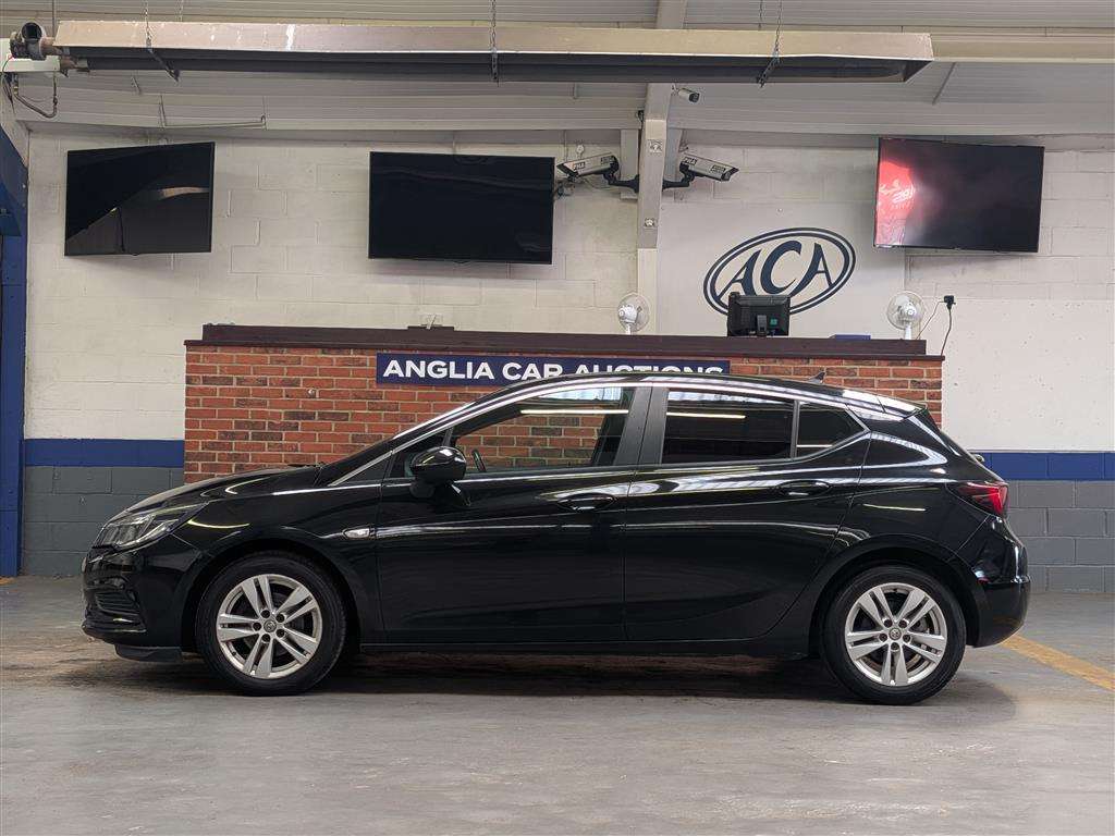 <p>2017 VAUXHALL ASTRA TECH LINE CDTI EFLE</p>