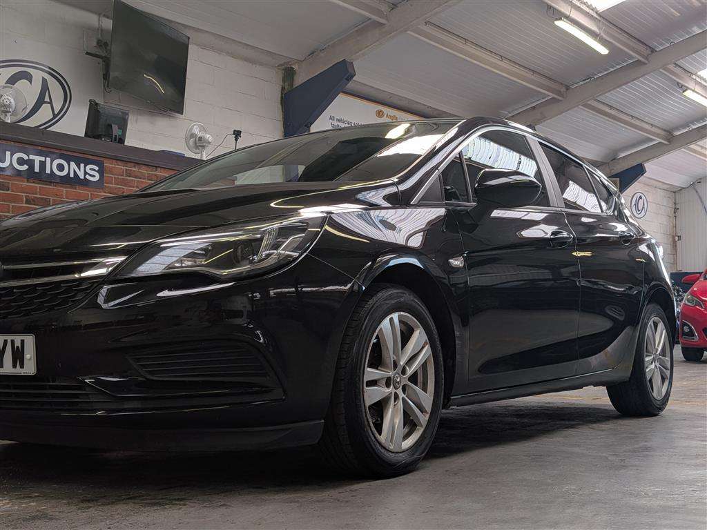 <p>2017 VAUXHALL ASTRA TECH LINE CDTI EFLE</p>