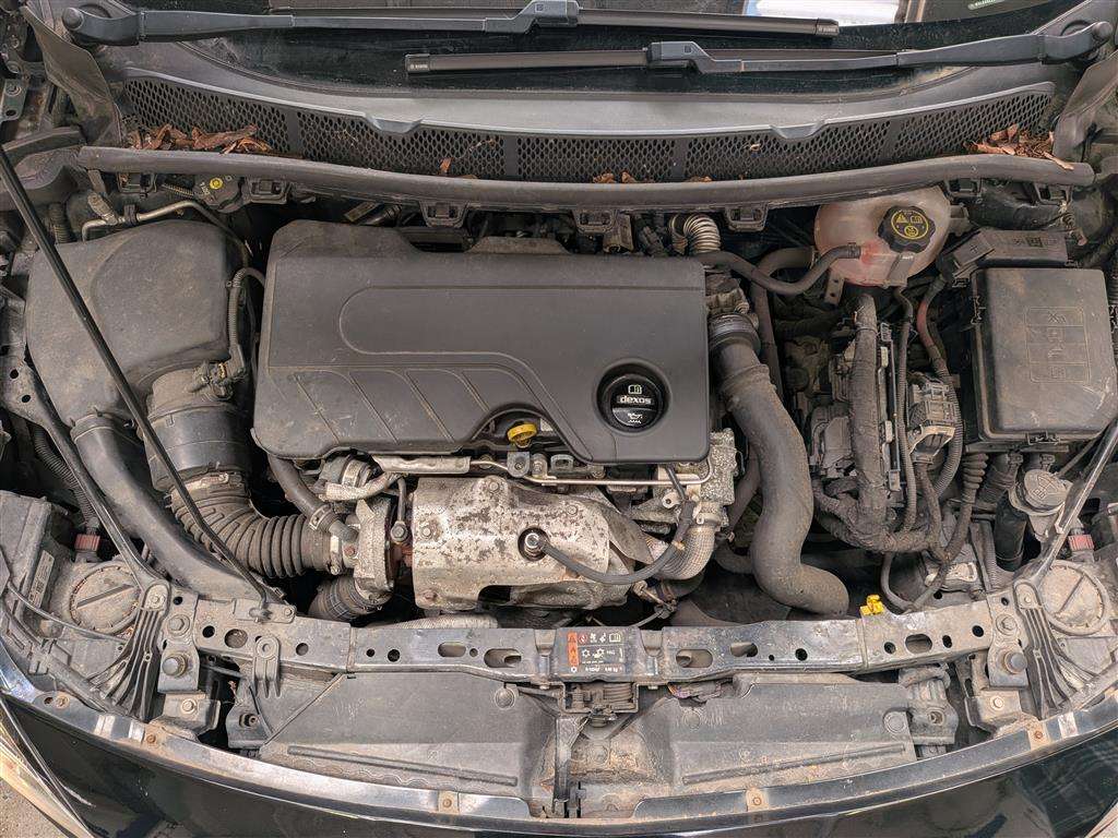 <p>2017 VAUXHALL ASTRA TECH LINE CDTI EFLE</p>