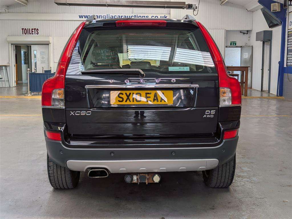 <p>2010 VOLVO XC90 EXECUTIVE D5 AUTO</p>