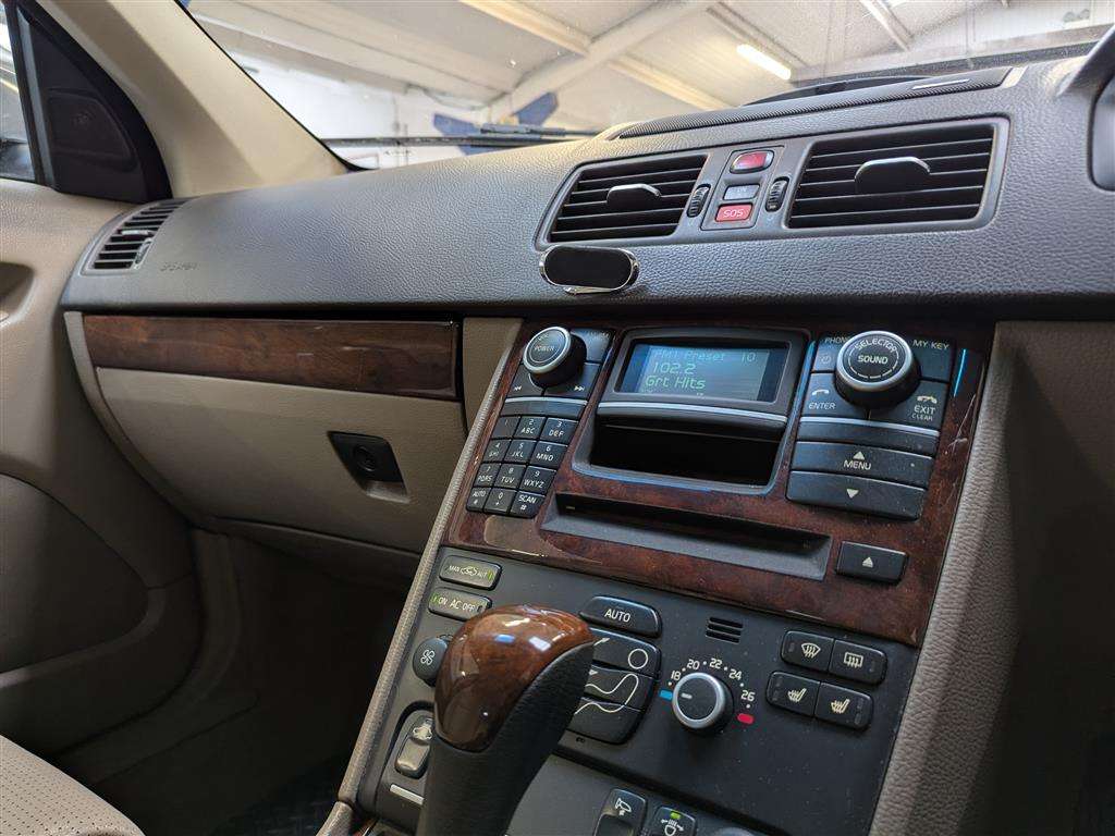<p>2010 VOLVO XC90 EXECUTIVE D5 AUTO</p>