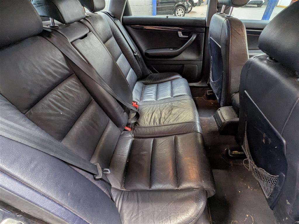 <p>2003 AUDI A4 TDI SE</p>