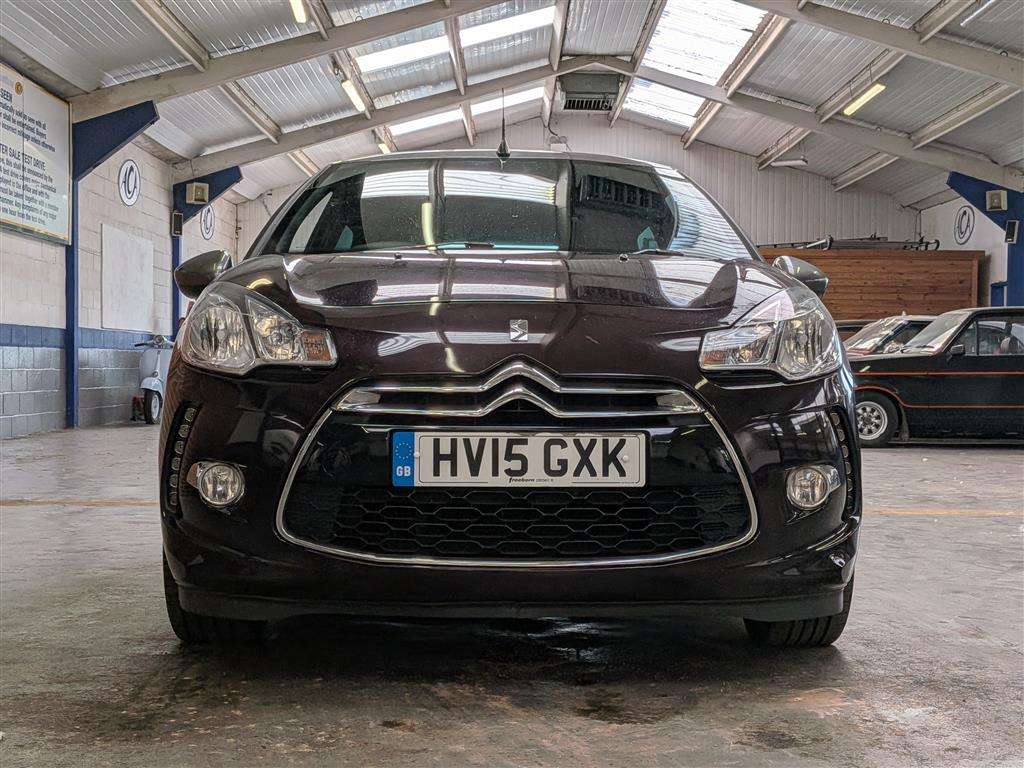 <p>2015 CITROEN DS3 DSTYLE + E-HDI</p>