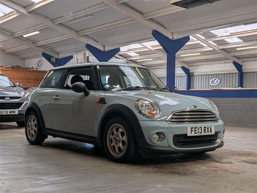 <p>2013 MINI ONE</p>