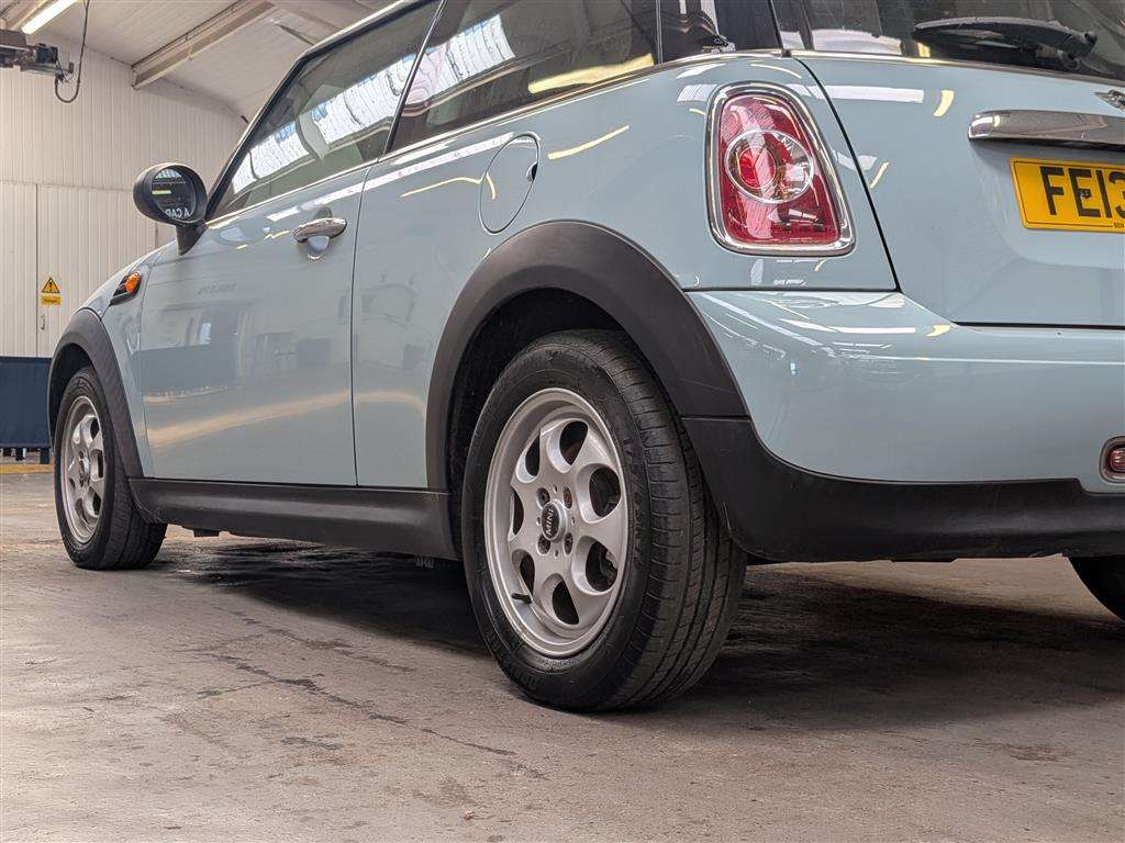 <p>2013 MINI ONE</p>