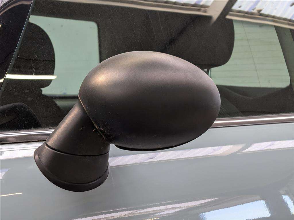 <p>2013 MINI ONE</p>