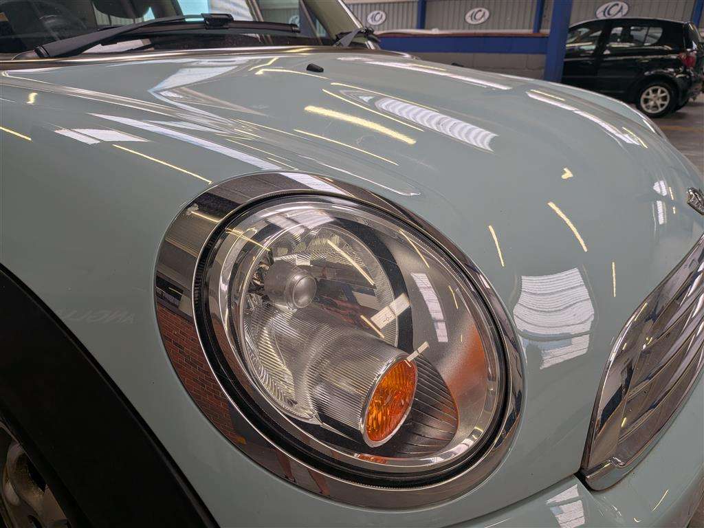 <p>2013 MINI ONE</p>
