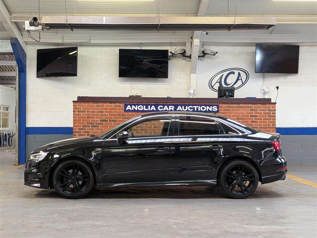 <p>2017 AUDI A3 S LINE TFSI</p>