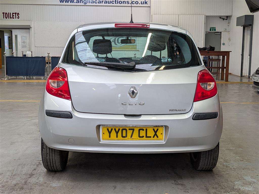 <p>2007 RENAULT CLIO EXTREME</p>